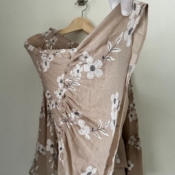 UMGEE USA Tan Flowy Off-the-Shoulder Top (Small) - Flowy Boho Chic - Picture 2 of 11